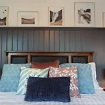 Macs Townhouse Дангарван