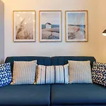 Macs Townhouse Aparthotel