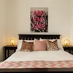 Macs Townhouse