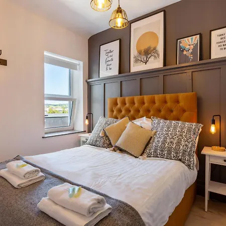 Aparthotel Macs Townhouse Dungarvan
