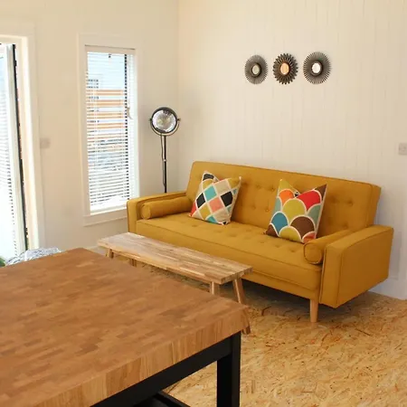 Macs Townhouse Aparthotel