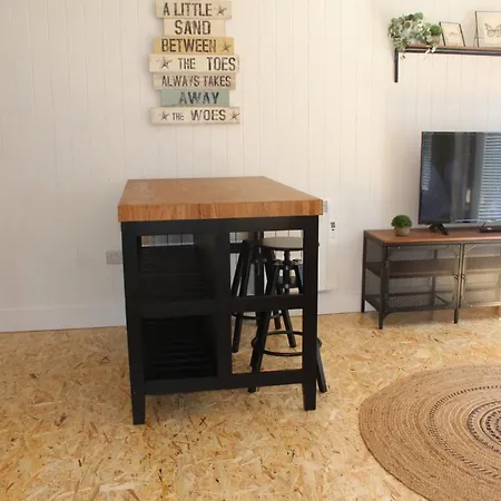 Macs Townhouse Aparthotel