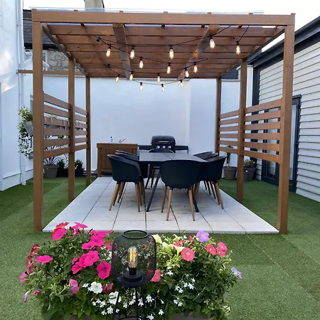 Macs Townhouse Lägenhetshotell 4*