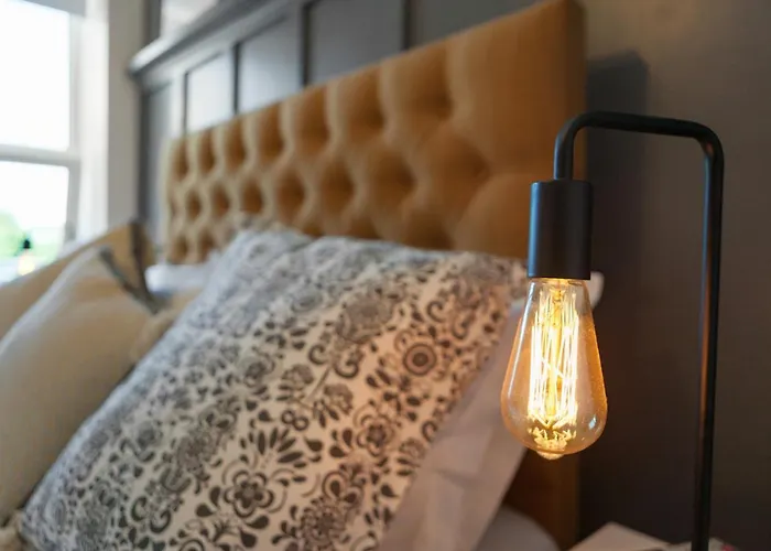 Macs Townhouse Aparthotel 4*