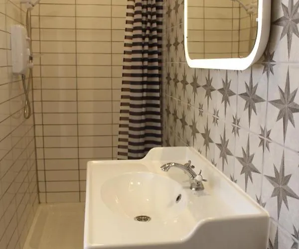 Lägenhetshotell Macs Townhouse 4*