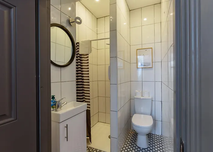 Macs Townhouse Lägenhetshotell 4*