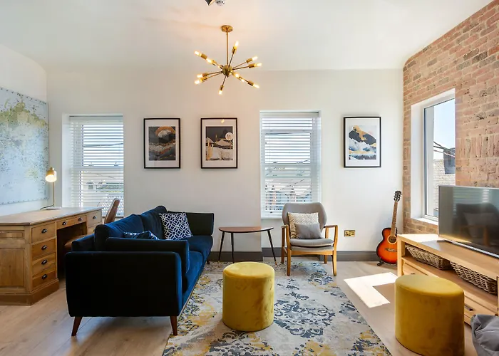 Macs Townhouse Aparthotel